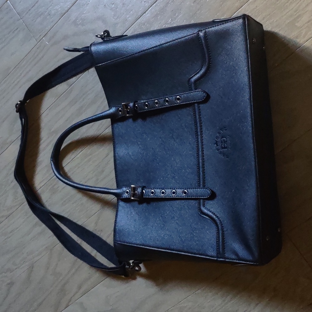 15.6” Black Laptop Tote